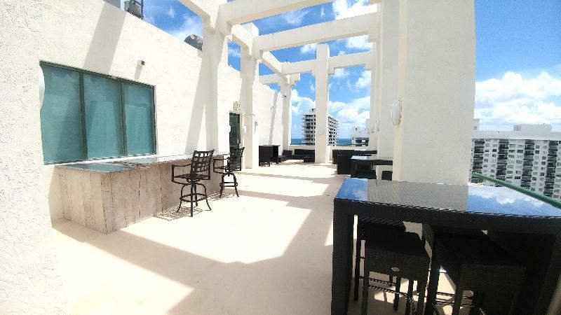 The Casablanca On The Ocean West Tower Hotel Miami Beach Ngoại thất bức ảnh